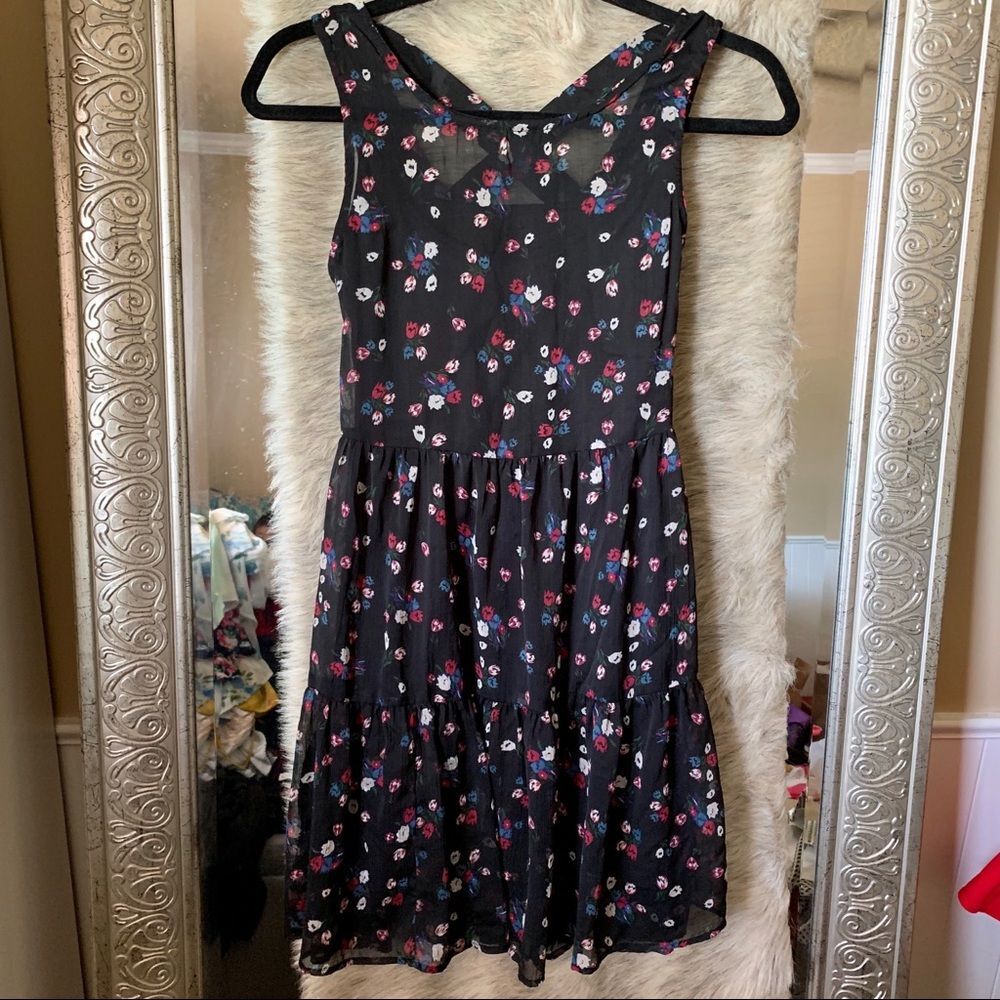 XS black floral dress